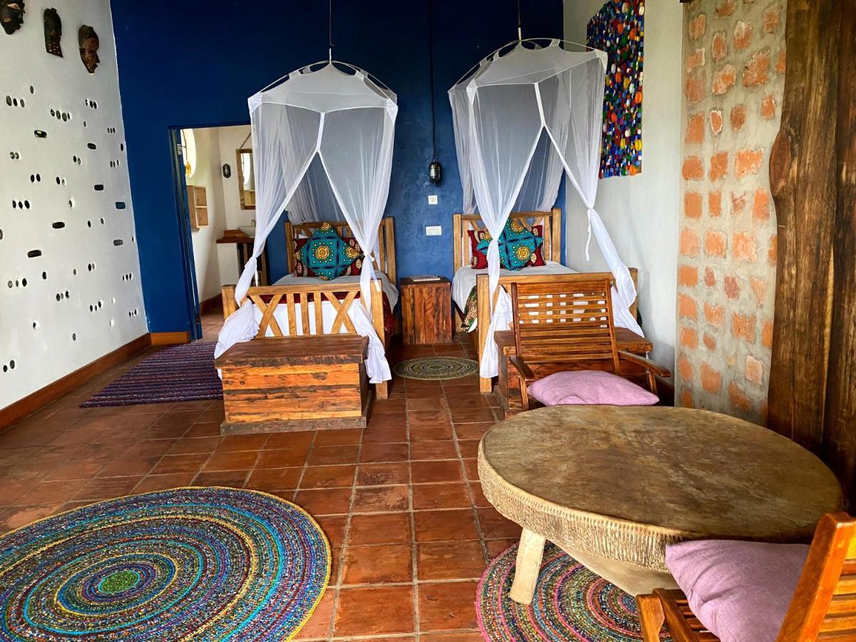 Chameleon Hill Forest Lodge Bwindi Ngoại thất bức ảnh