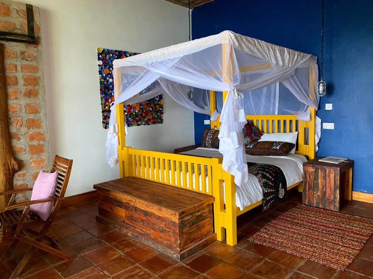 Chameleon Hill Forest Lodge Bwindi Ngoại thất bức ảnh